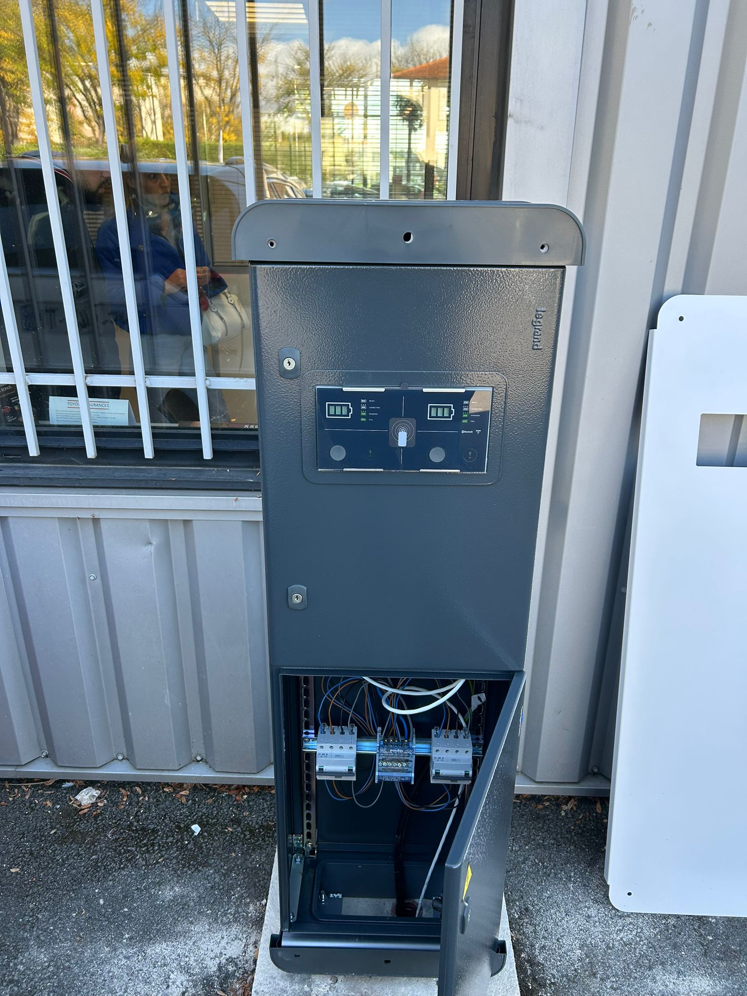 Borne IRVE double exterieure